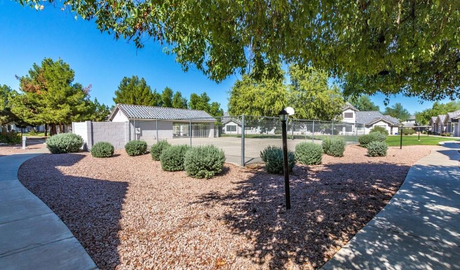 860 N MCQUEEN Rd 1046, Chandler, AZ 85225 - 2 Beds, 2 Bath