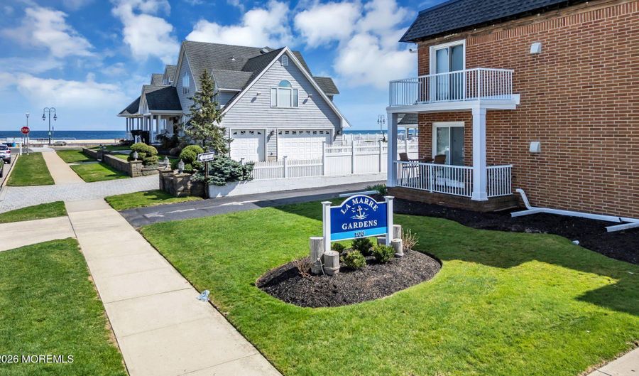 103 2nd Ave A3, Belmar, NJ 07719 - 2 Beds, 1 Bath