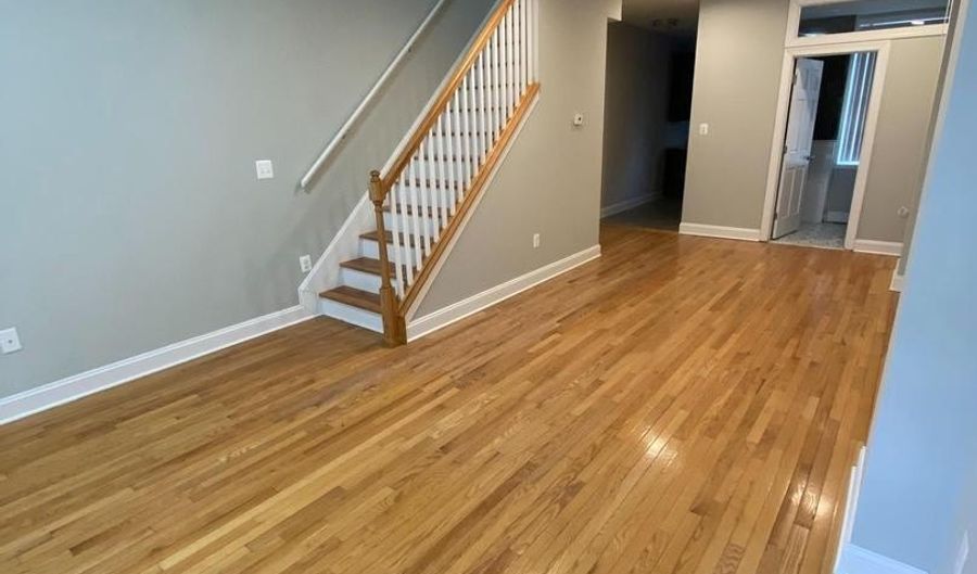 325 E 21ST St, Baltimore, MD 21218 - 2 Beds, 3 Bath