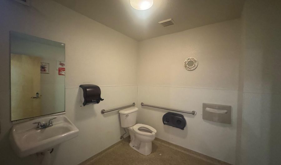 465 I St, Arcata, CA 95521 - 0 Beds, 2 Bath