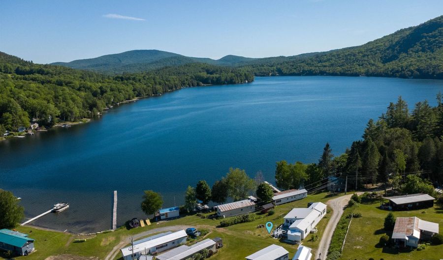 81 Shoreline Dr, Barnet, VT 05821 - 2 Beds, 1 Bath