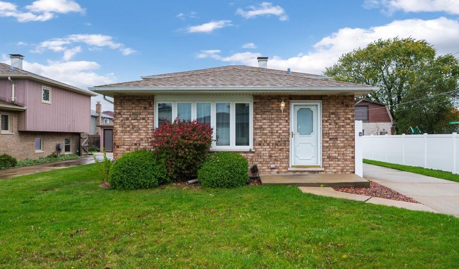 12346 S Lamon Ave, Alsip, IL 60803 - 3 Beds, 2 Bath