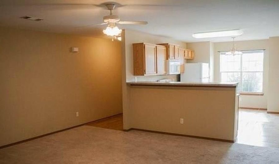 1002 SW Quartz Rd, Bentonville, AR 72712 - 3 Beds, 4 Bath