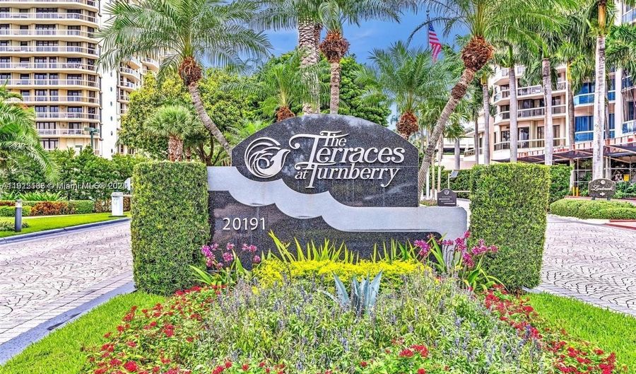 20191 E Country Club Dr 805, Aventura, FL 33180 - 2 Beds, 2 Bath