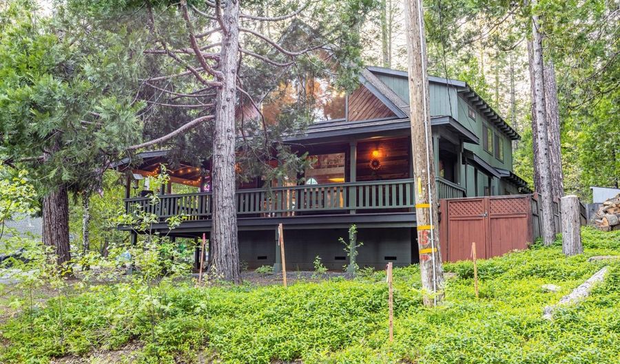 1660 Pine Dr, Arnold, CA 95223 - 3 Beds, 3 Bath