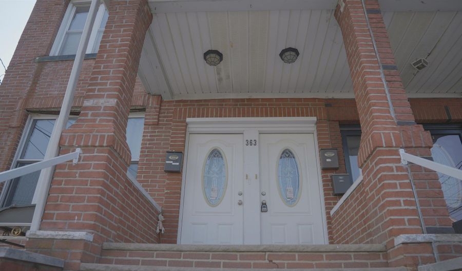 363 AVENUE A 2, Bayonne, NJ 07002 - 3 Beds, 1 Bath