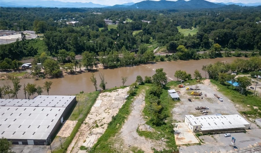 458 Riverside Dr, Asheville, NC 28801 - 0 Beds, 0 Bath