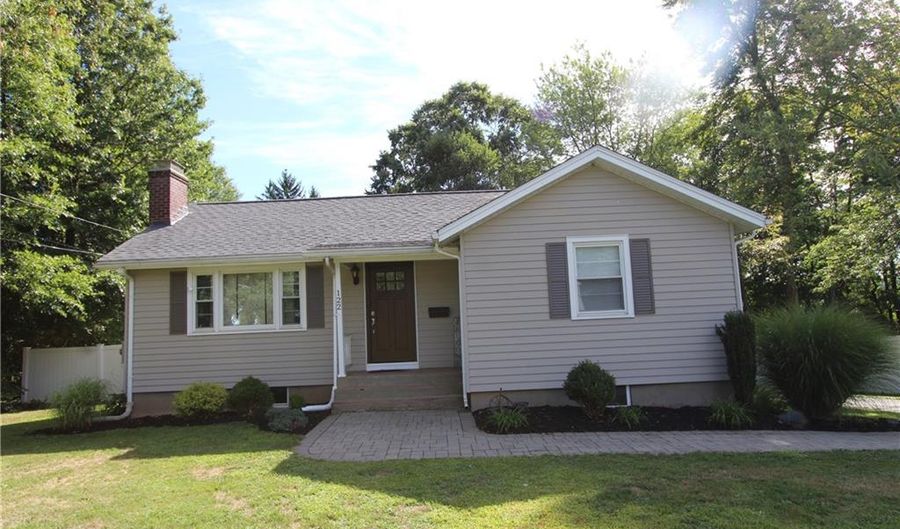 122 Charter Rd, Wethersfield, CT 06109 - 3 Beds, 1 Bath