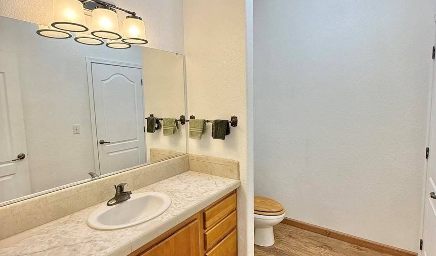 480 Kayci Ave, Battle Mountain, NV 89820 - 2 Beds, 3 Bath