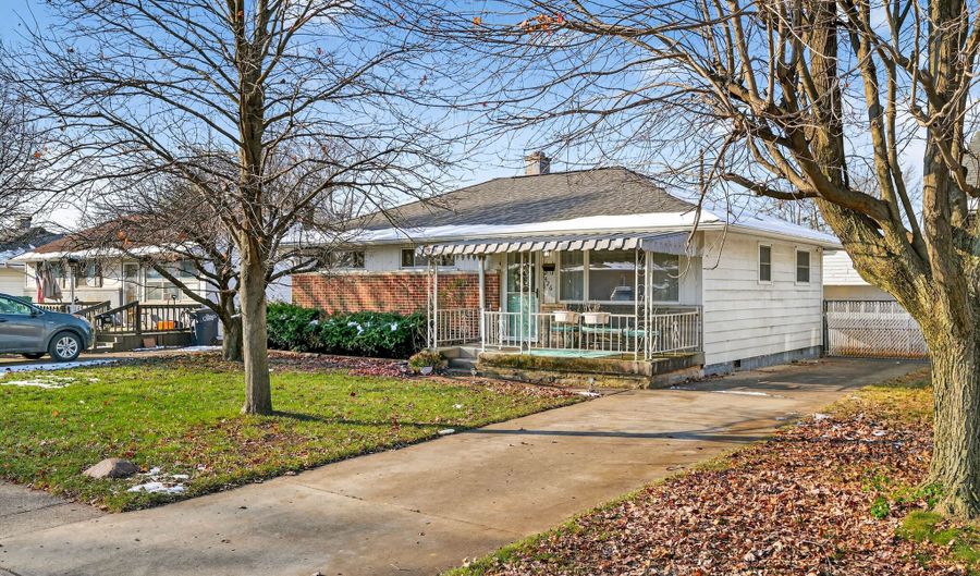 426 N 14th Ave, Beech Grove, IN 46107 - 3 Beds, 2 Bath