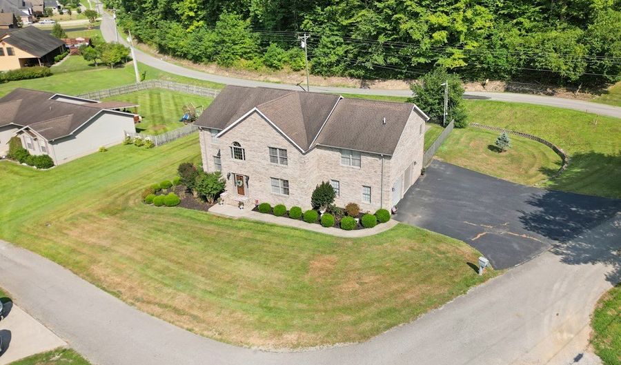 10 Windy Brook Ln, Banner, KY 41603 - 4 Beds, 3 Bath
