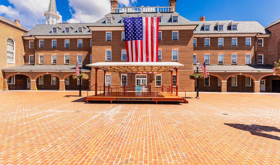 705 LYLES Ln, Alexandria, VA 22314 - 3 Beds, 3 Bath