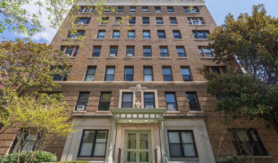 1915 16TH St NW 304, Washington, DC 20009 - 1 Beds, 1 Bath