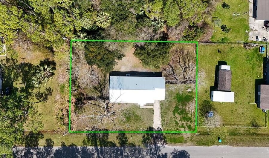 53 Bay Shore Dr, Apalachicola, FL 32320 - 3 Beds, 2 Bath