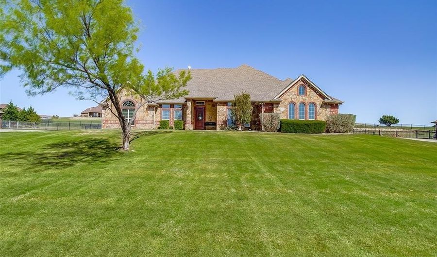 131 Condor Vw, Weatherford, TX 76087 - 5 Beds, 3 Bath