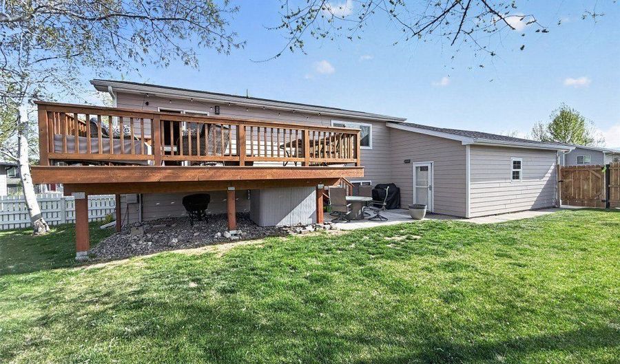 700 Mayfair, Belgrade, MT 59714 - 5 Beds, 3 Bath