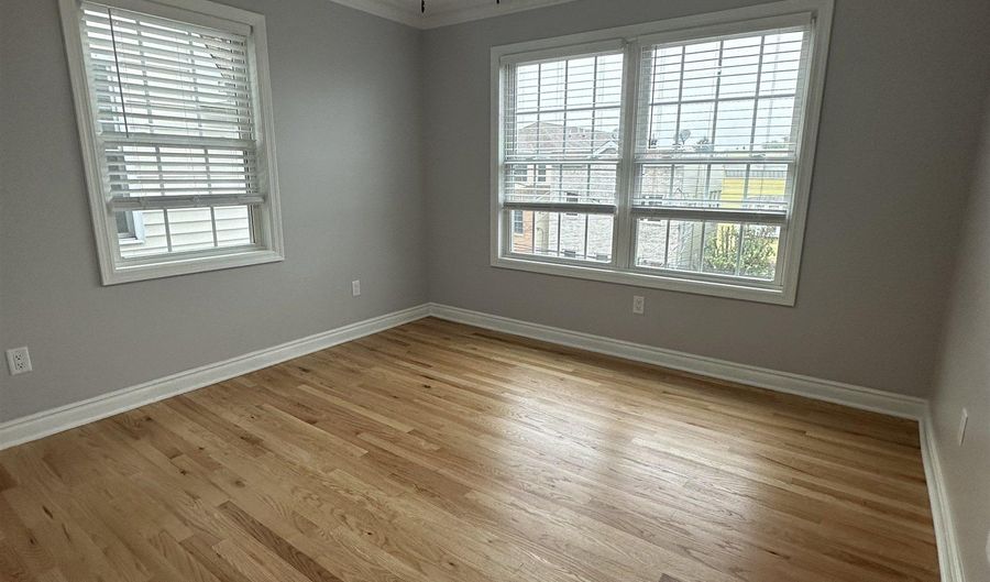24 NEW St 2, Bayonne, NJ 07002 - 2 Beds, 1 Bath