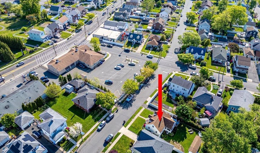49 N Smith St, Avenel, NJ 07001 - 3 Beds, 1 Bath