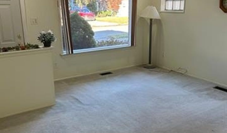 17219 Oconnor Ave, Allen Park, MI 48101 - 3 Beds, 2 Bath