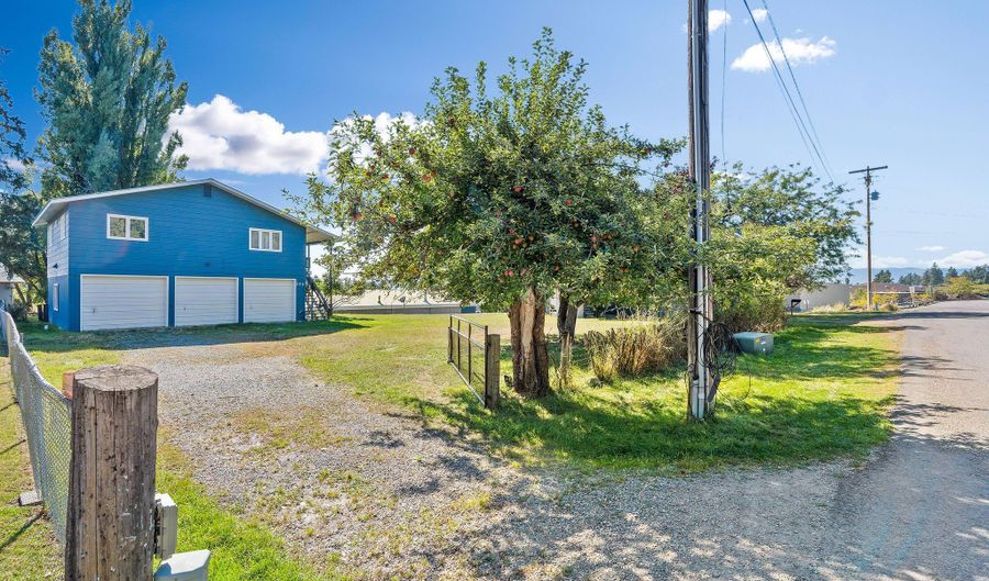 370 Commerce St, Bigfork, MT 59911 - 2 Beds, 2 Bath