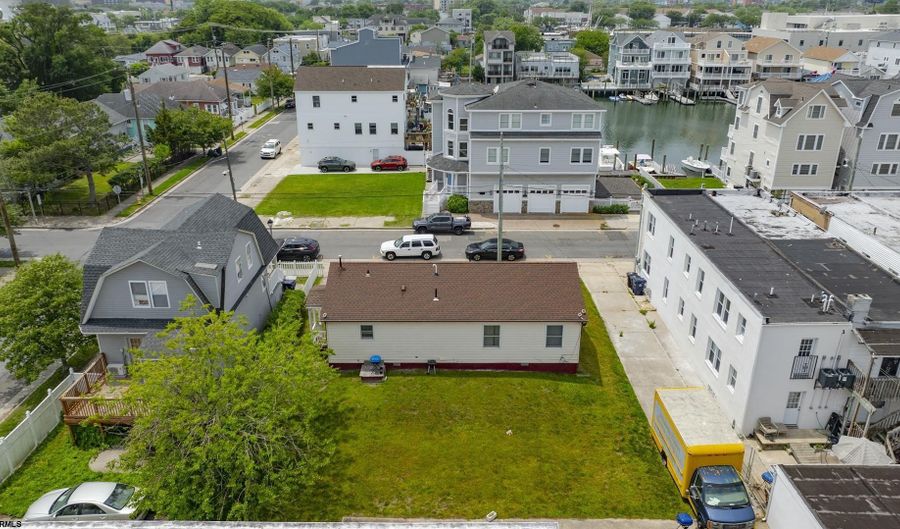 545 N Connecticut Ave Ave, Atlantic City, NJ 08401 - 4 Beds, 3 Bath