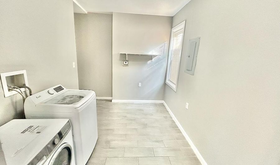 132 N Tennessee Ave, Atlantic City, NJ 08401 - 3 Beds, 1 Bath