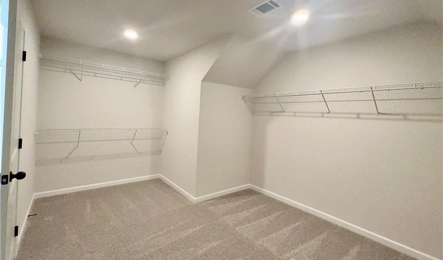 325 Rodeo Dr, Auburn, GA 30011 - 5 Beds, 3 Bath