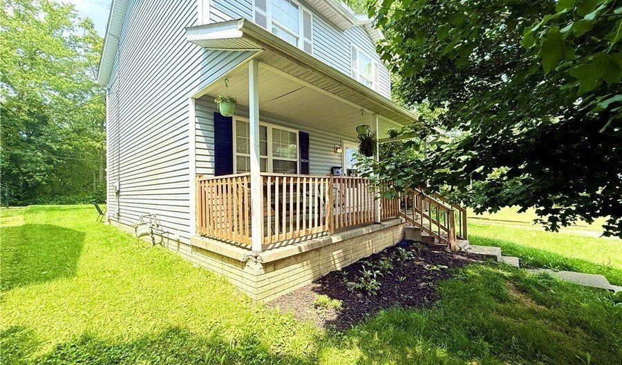 732 E High St, Alliance, OH 44601 - 3 Beds, 2 Bath