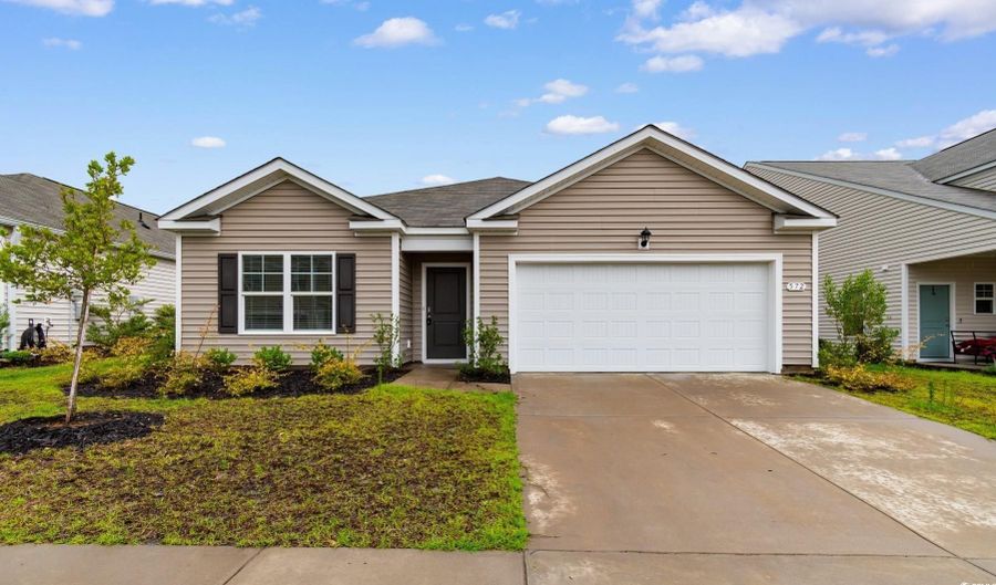 572 Woodland Farms Cir, Aynor, SC 29511 - 4 Beds, 2 Bath