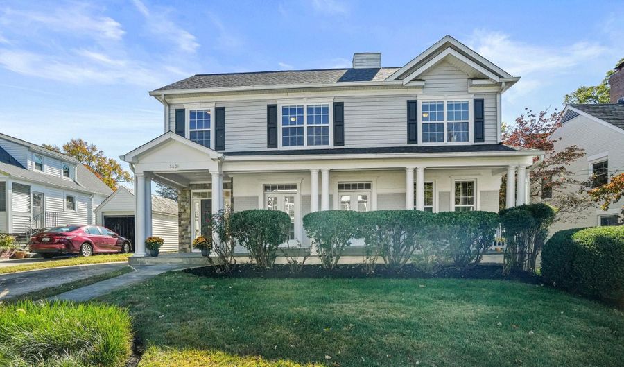 5604 HOOVER St, Bethesda, MD 20817 - 4 Beds, 5 Bath