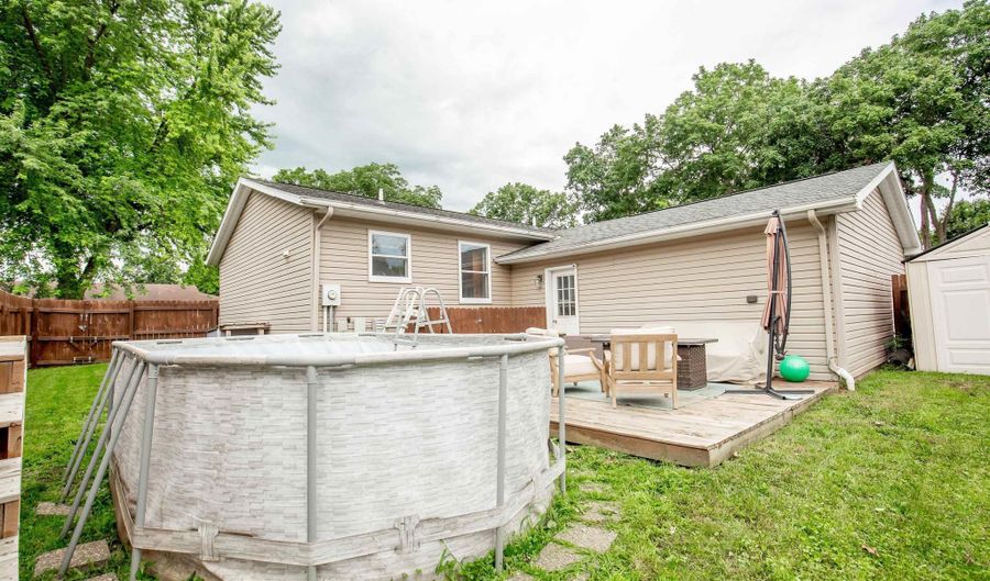120 W College St, Algona, IA 50511 - 3 Beds, 2 Bath