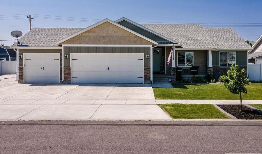1137 Boedy, Chubbuck, ID 83202 - 6 Beds, 3 Bath