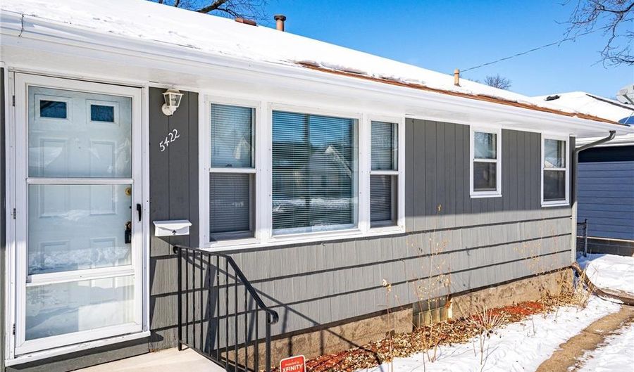 5422 28th Ave S, Minneapolis, MN 55417 - 4 Beds, 1 Bath