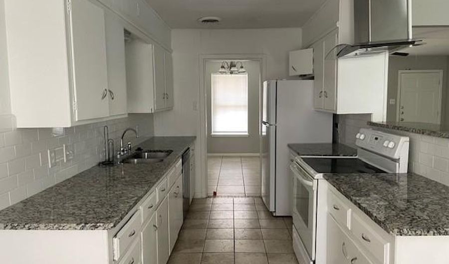 817 E North 10th St, Abilene, TX 79601 - 3 Beds, 2 Bath
