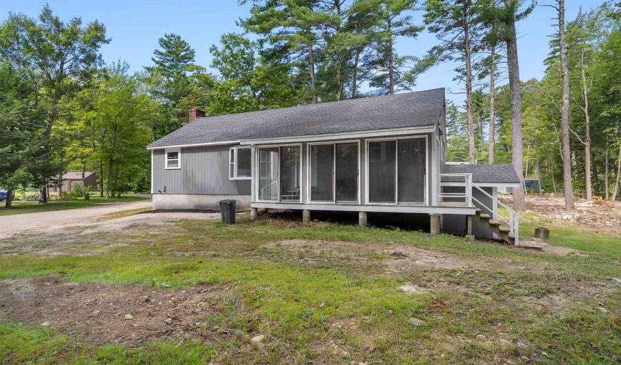 29 Birch Rd, Middleton, NH 03887 - 3 Beds, 2 Bath