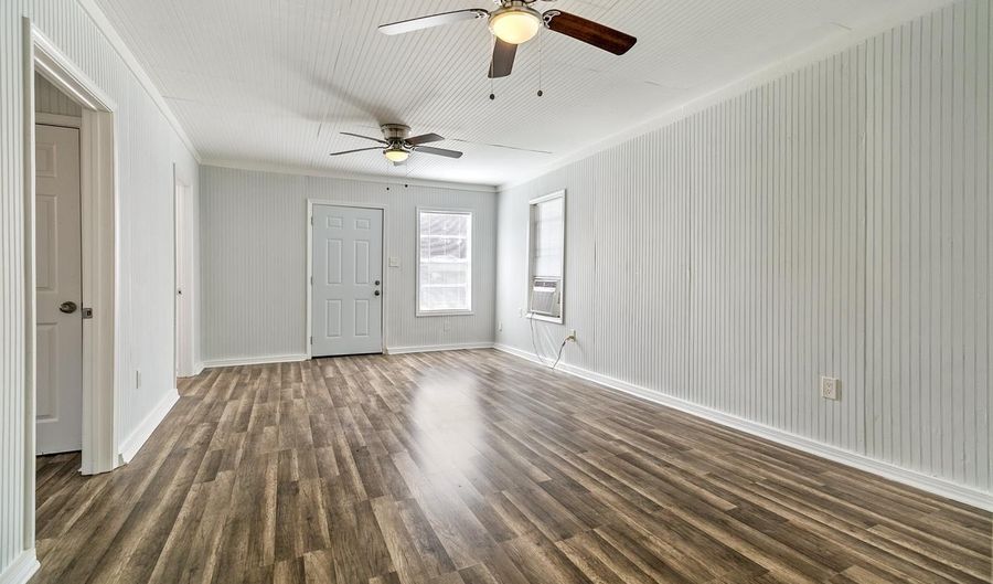 4723 Sherwood St, Baton Rouge, LA 70805 - 3 Beds, 1 Bath