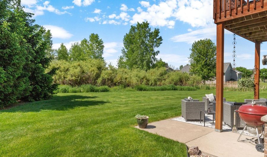 1074 W WILLIS Way, Appleton, WI 54913 - 2 Beds, 2 Bath