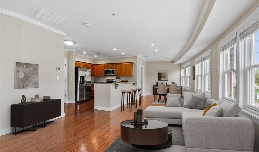 70 Great Rd B, Bedford, MA 01730 - 2 Beds, 2 Bath