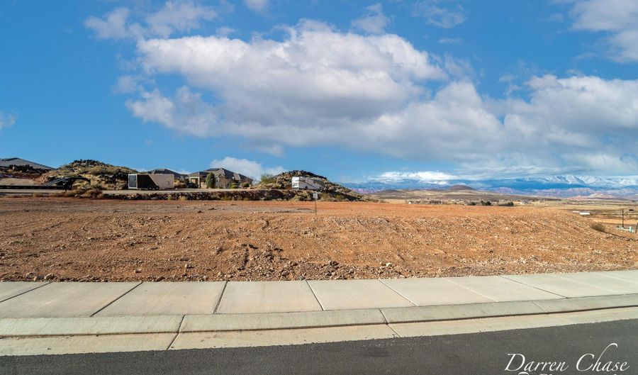 3294 S Cliffs Dr, Hurricane, UT 84737 - 0 Beds, 0 Bath