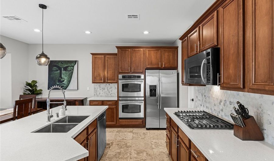 275 Spectacular St, Henderson, NV 89052 - 3 Beds, 3 Bath