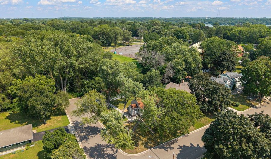 1929 Jerrold Ave, Arden Hills, MN 55112 - 3 Beds, 2 Bath