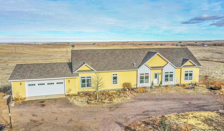 45460 Wolf Creek Dr, Bennett, CO 80102 - 4 Beds, 4 Bath