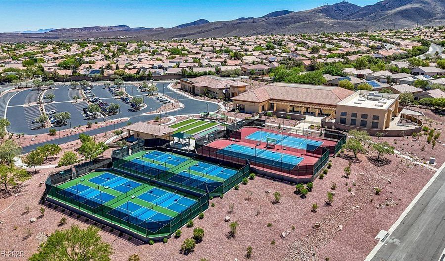 2616 Red Planet St, Henderson, NV 89044 - 2 Beds, 2 Bath