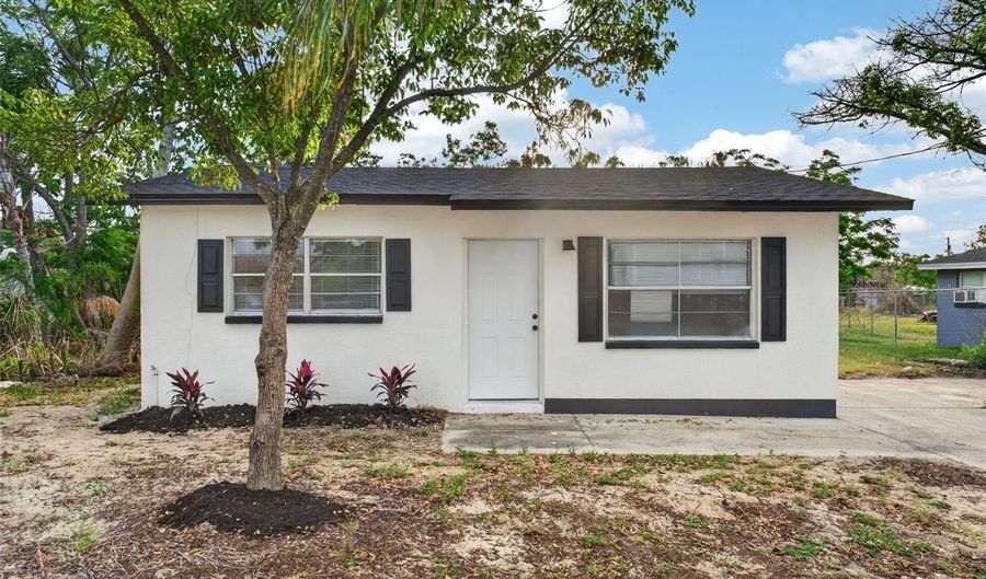 931 LINCOLN St, Babson Park, FL 33827 - 2 Beds, 1 Bath
