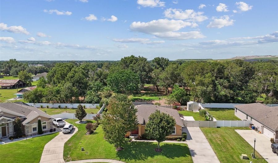 1933 GRIFFIN Trl, Bartow, FL 33830 - 4 Beds, 2 Bath