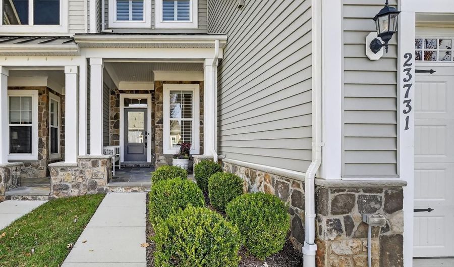 23731 SEPTEMBER SUN Sq, Ashburn, VA 20148 - 4 Beds, 4 Bath