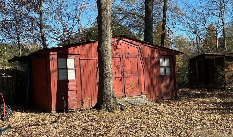 16512 ROLLING TREE Rd, Accokeek, MD 20607 - 3 Beds, 2 Bath