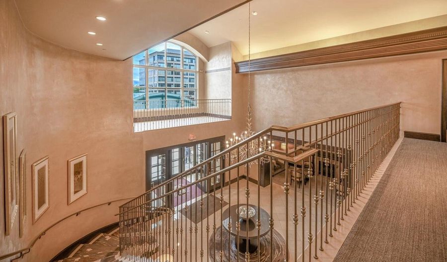 12500 PARK POTOMAC AVE # 905 S, Potomac, MD 20854 - 1 Beds, 2 Bath