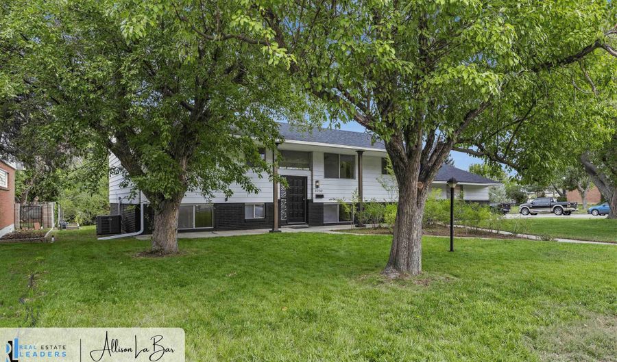 3250 E 12th St, Casper, WY 82609 - 5 Beds, 2 Bath