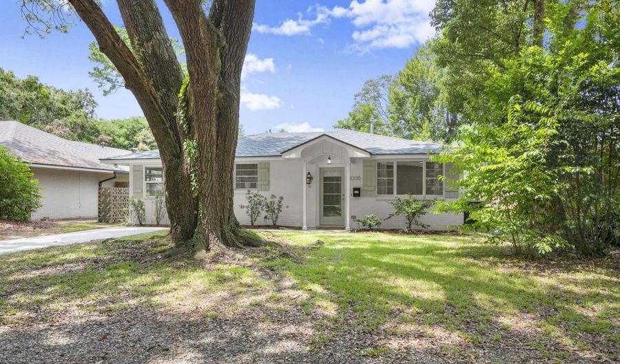 3335 Kleinert Ave, Baton Rouge, LA 70808 - 3 Beds, 2 Bath